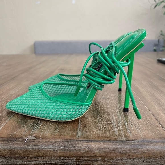 Jessica Rich Women's 36 Strappy Mesh Pointed Toe Ankle Tie Kelly Green 5” Heel - Picture 4 of 10